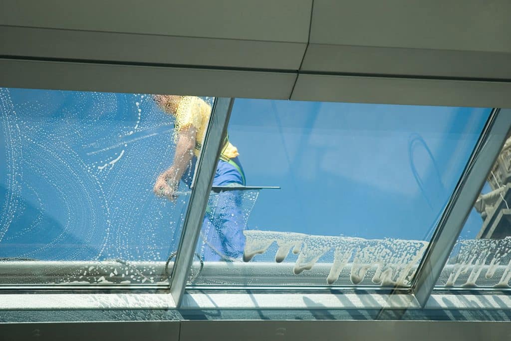 pulizia vetrate sanificazione
